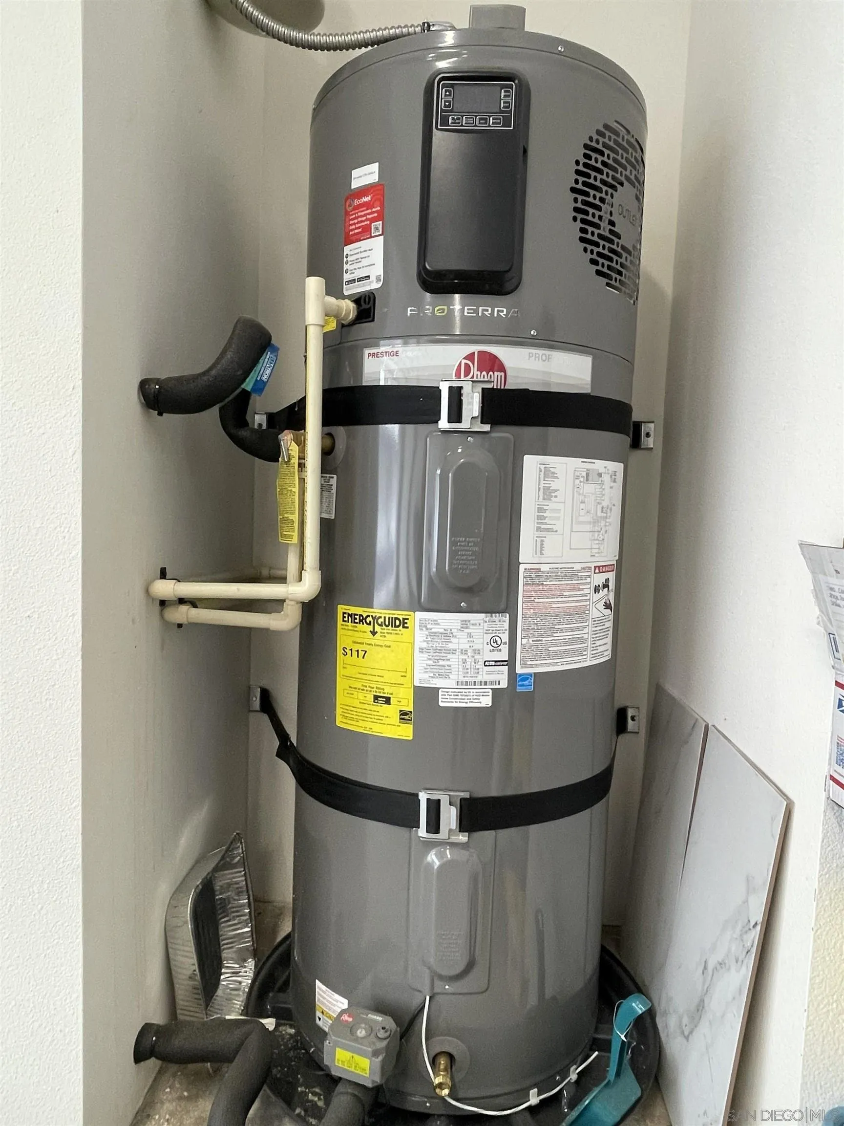 2708 Juniper Berry Street Spring Valley, CA 91977 - Photo 34 of 39 a view of water heater room