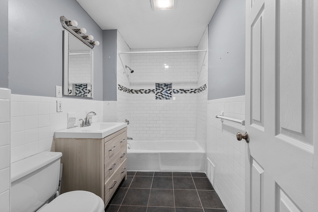 5 Timothy Avenue, Unit 2 Everett, MA 02149 - Photo 15 of 15