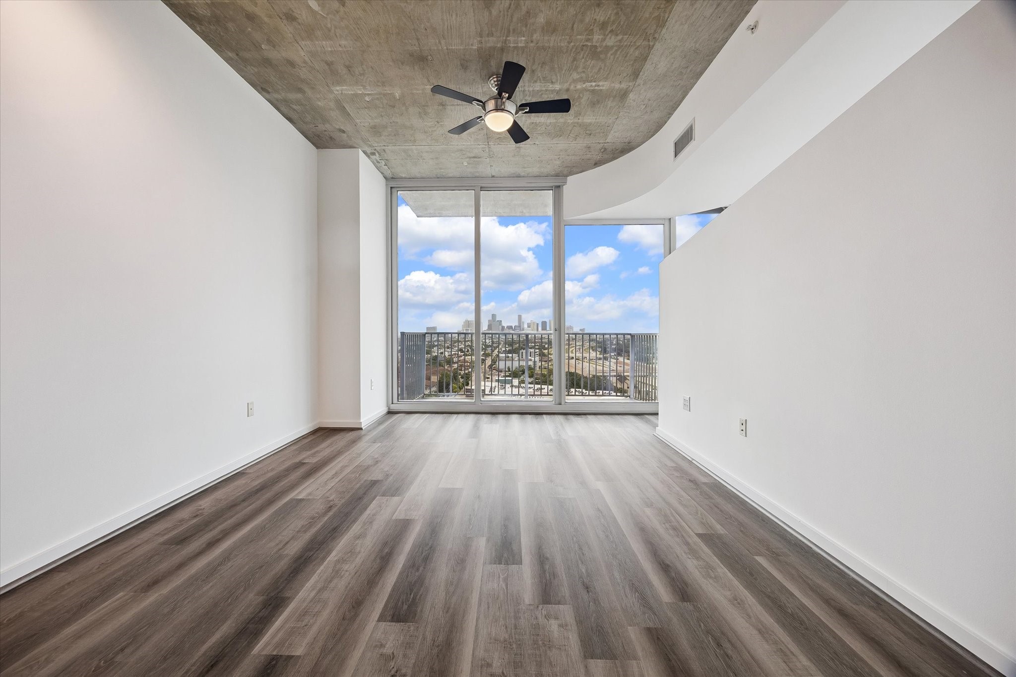 5925 Almeda Road, Unit 11615 Houston, TX 77004 - Photo 10 of 23 View from the kitchen