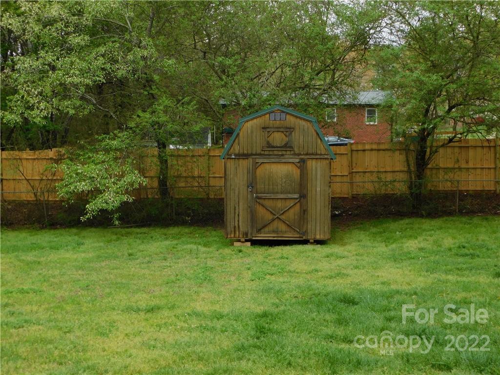 1615 Conley Road Morganton, NC 28655 - Photo 2 of 10 Gallery Image 2