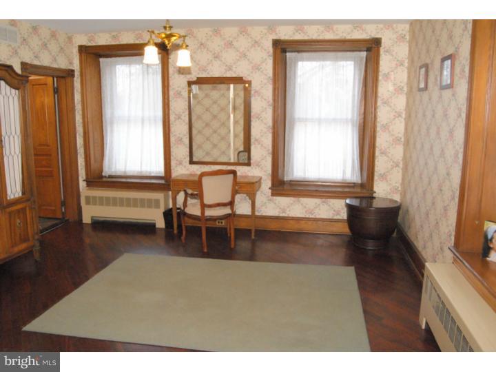 18 Derwen Road Bala Cynwyd, PA 19004 - Photo 15 of 22 Bedroom - Main