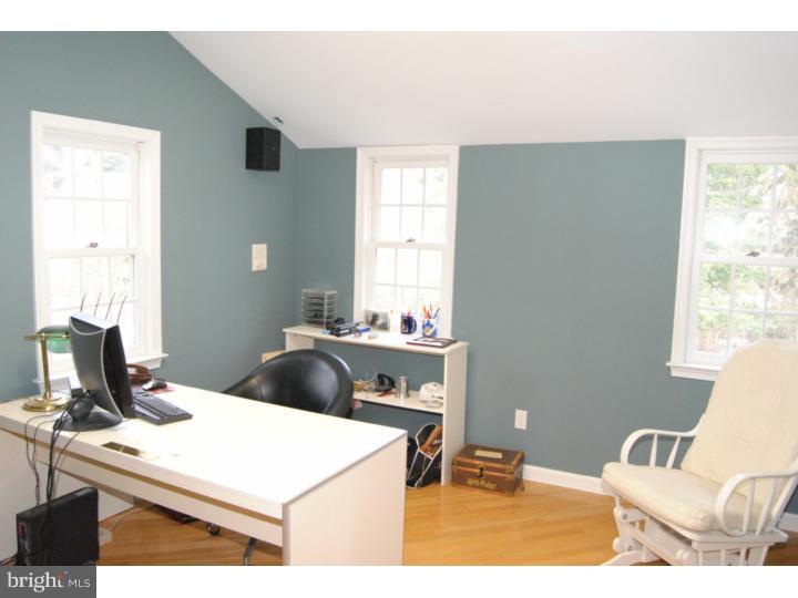18 Derwen Road Bala Cynwyd, PA 19004 - Photo 22 of 22 Office / Study