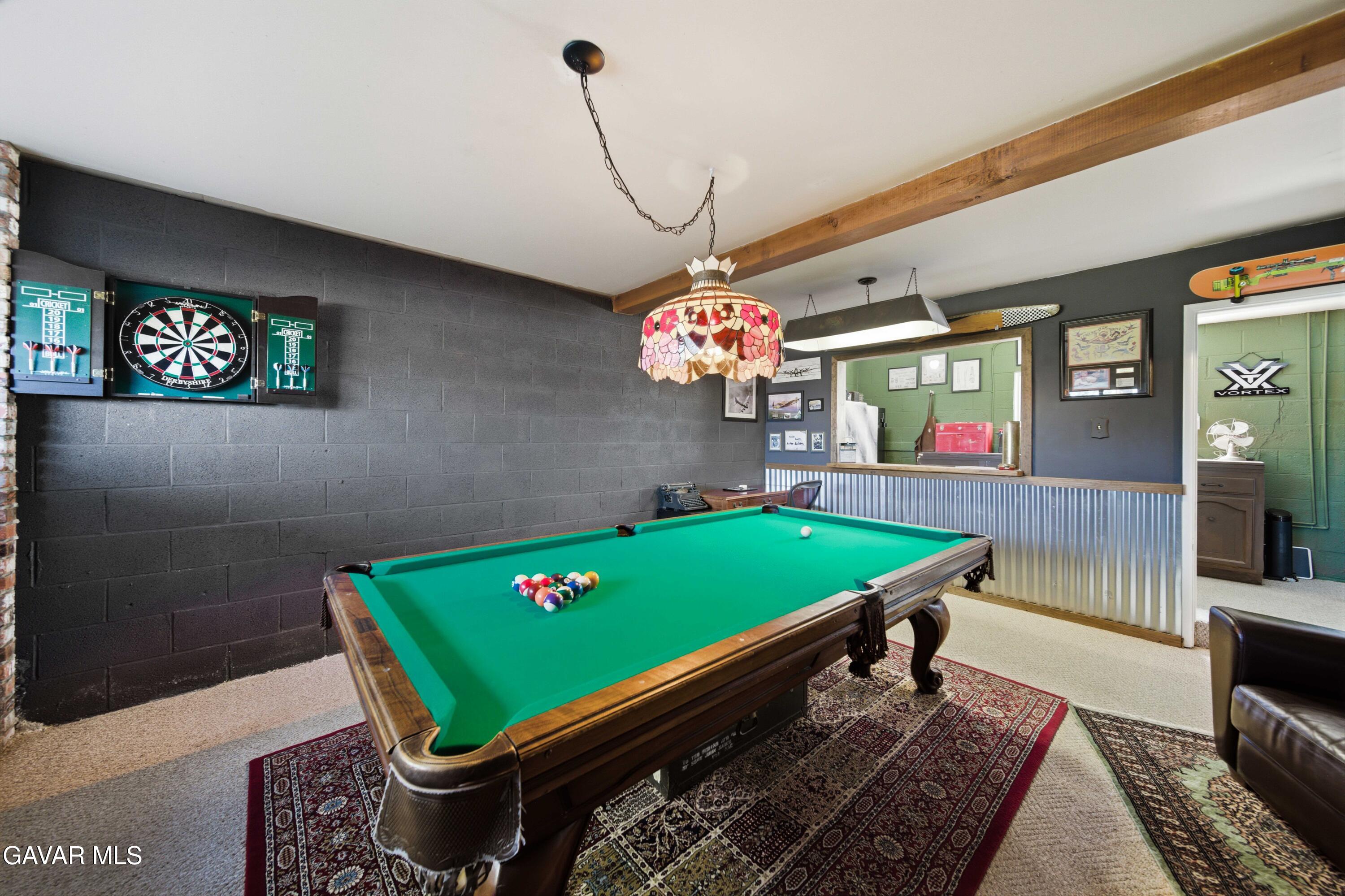 23580 Timberline Way Tehachapi, CA 93561 - Photo 38 of 50 a room with pool table and windows