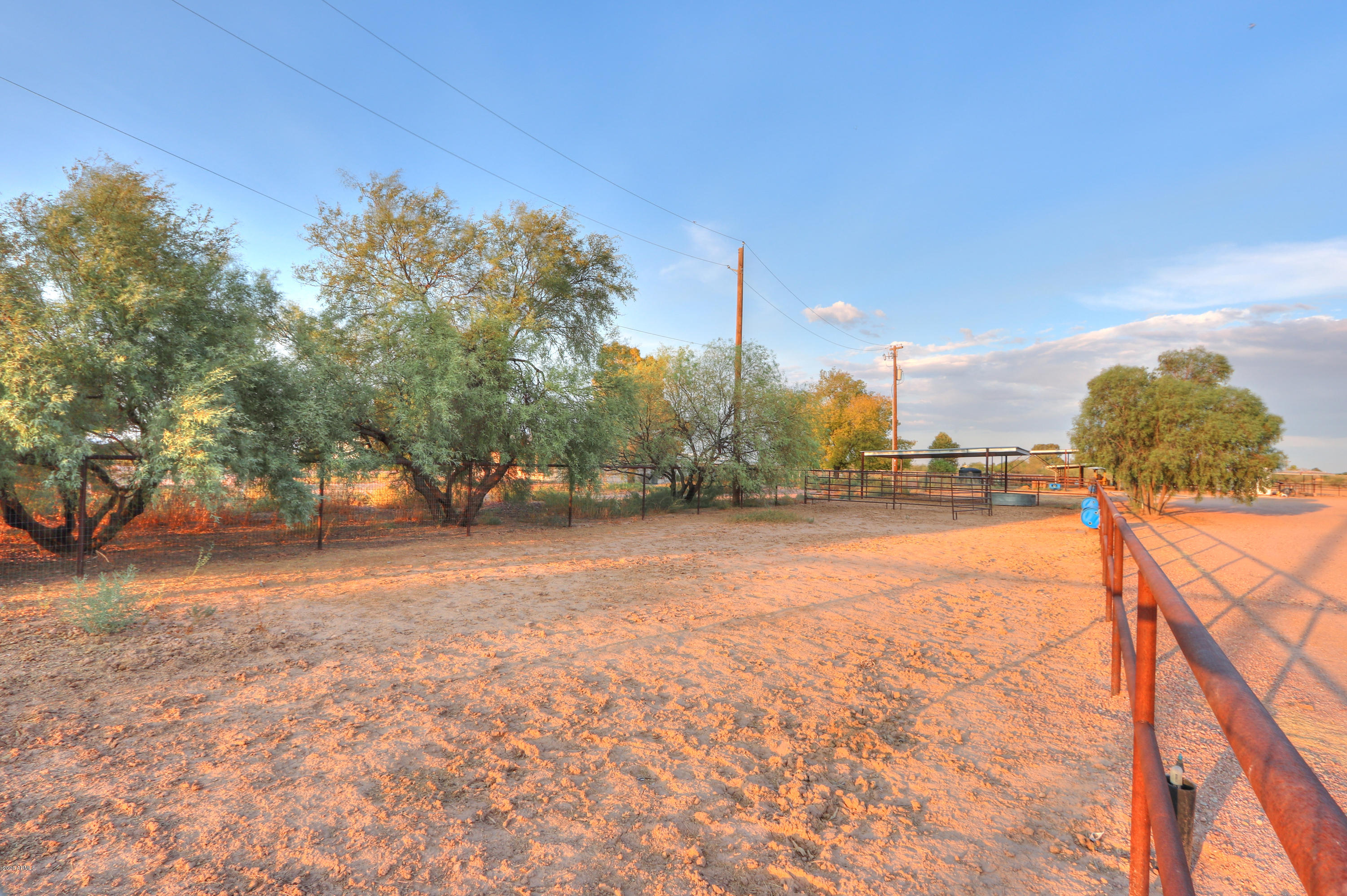 16351 North Thunderbird Road Maricopa, AZ 85139 - Photo 37 of 141 039