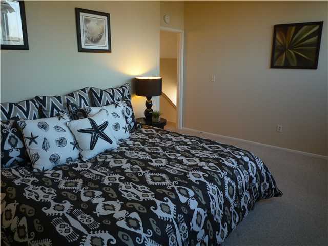 1751 Whitehall Road Encinitas, CA 92024 - Photo 8 of 17 Spacious master bedroom.