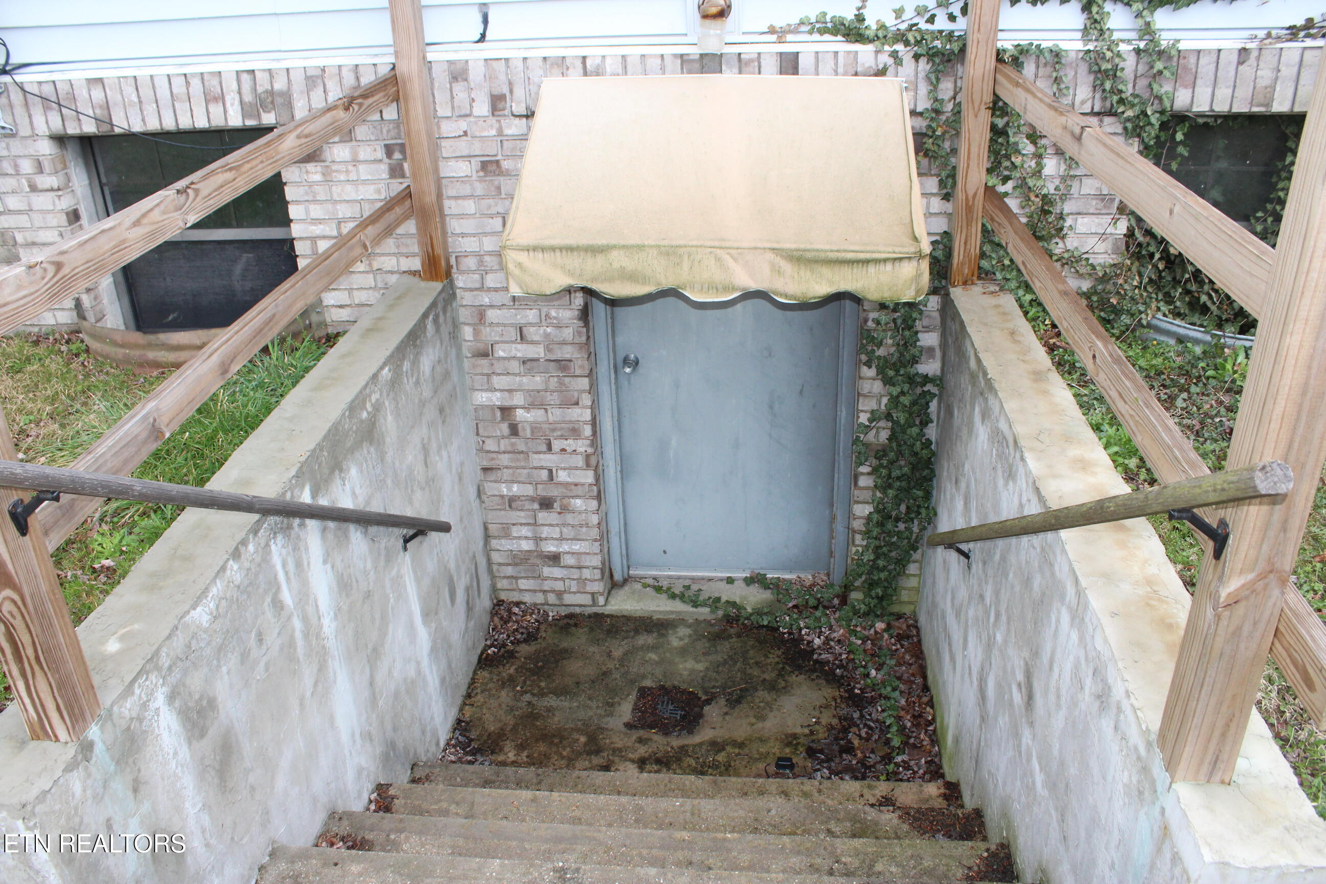 203 Rugby Avenue Jamestown, TN 38556 - Photo 11 of 42 IMG_0217