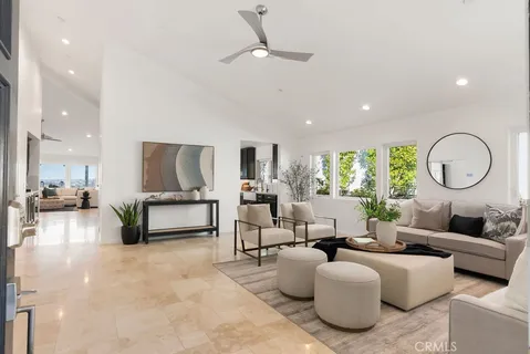 $3,150,000 | 703 Avenida Presidio, San Clemente, CA 92672