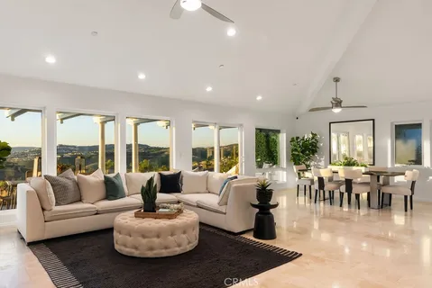 $3,150,000 | 703 Avenida Presidio, San Clemente, CA 92672