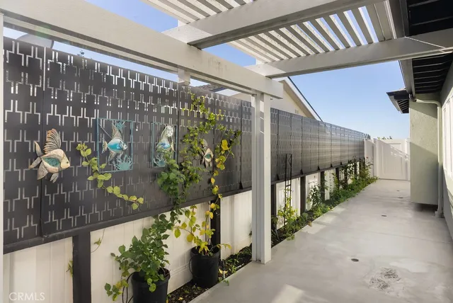 $3,150,000 | 703 Avenida Presidio, San Clemente, CA 92672