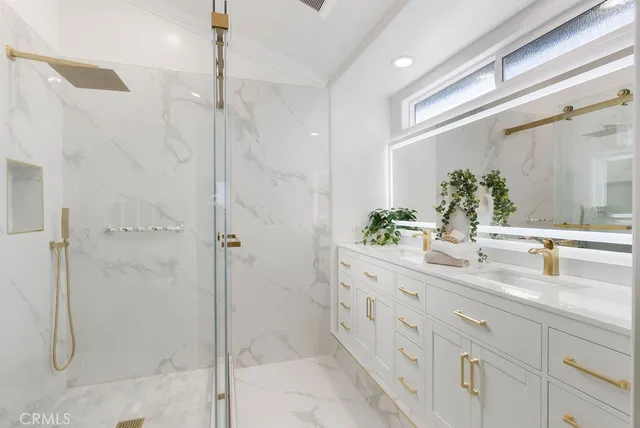 $3,150,000 | 703 Avenida Presidio, San Clemente, CA 92672