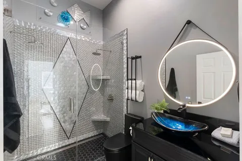 $3,150,000 | 703 Avenida Presidio, San Clemente, CA 92672