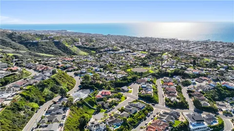 $3,150,000 | 703 Avenida Presidio, San Clemente, CA 92672