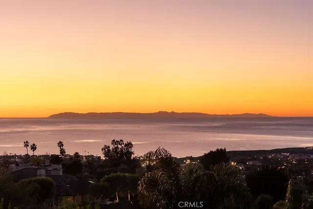 $3,150,000 | 703 Avenida Presidio, San Clemente, CA 92672