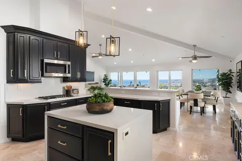 $3,150,000 | 703 Avenida Presidio, San Clemente, CA 92672