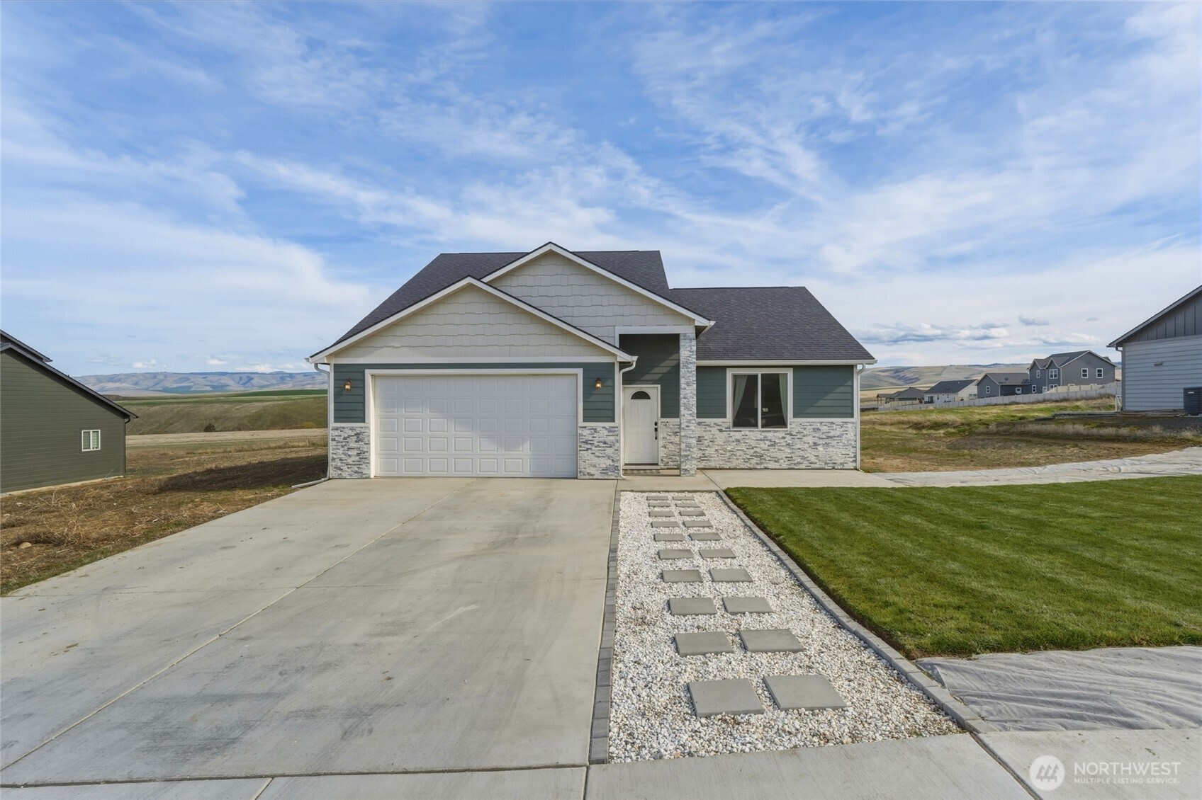 2208 Key Boulevard Milton Freewater, OR 97862 - Photo 2 of 40