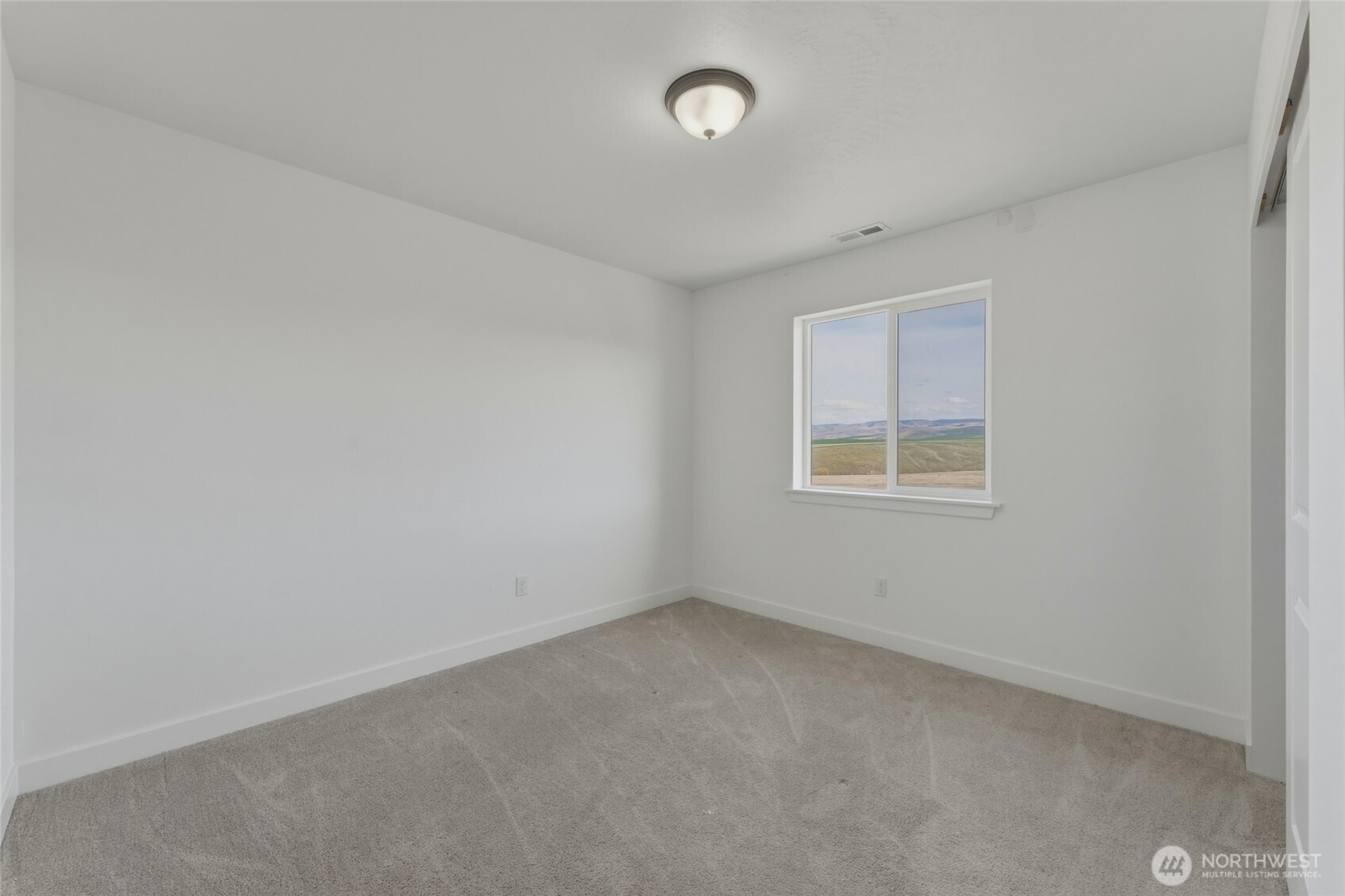 2208 Key Boulevard Milton Freewater, OR 97862 - Photo 38 of 40
