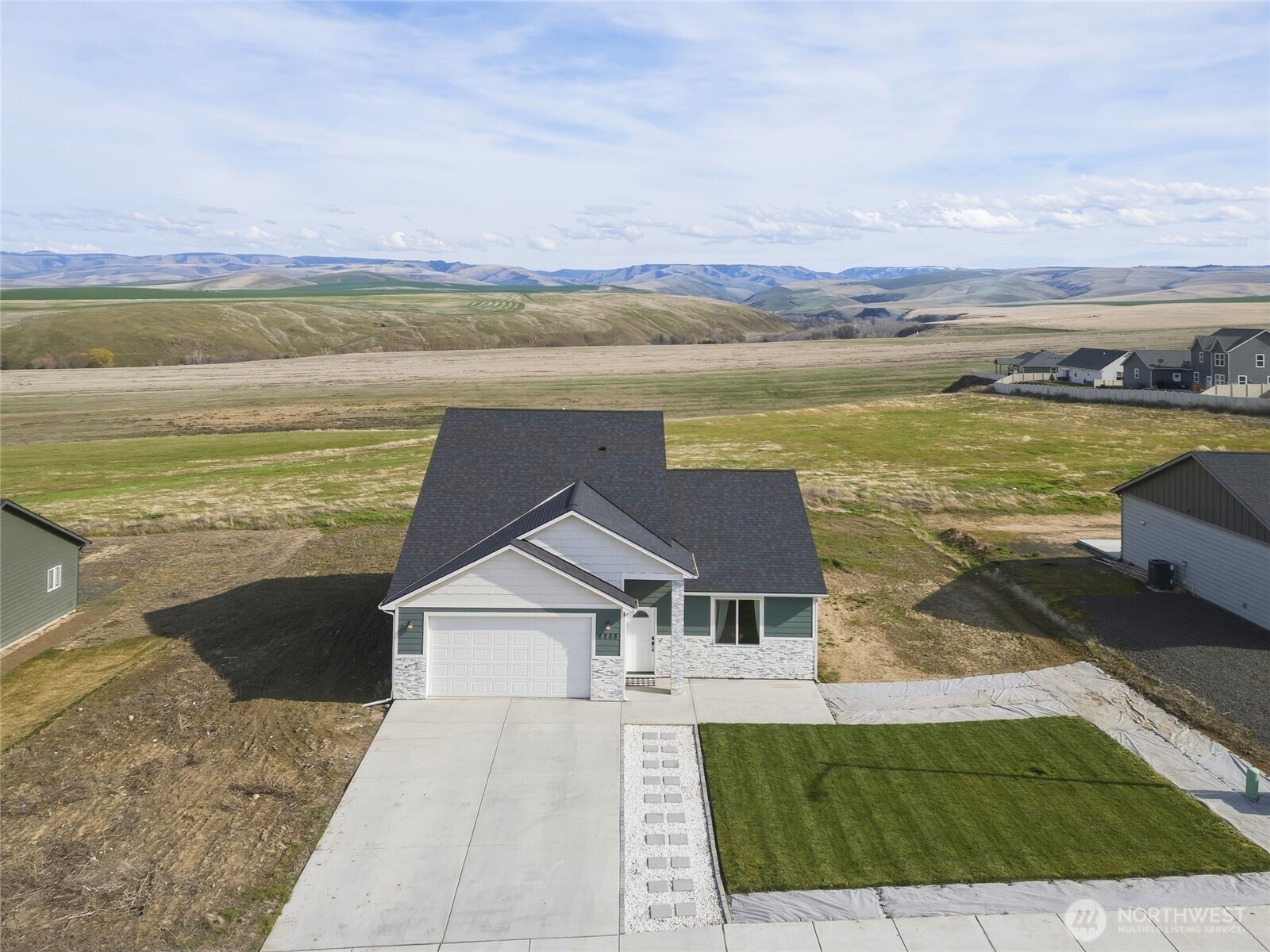 2208 Key Boulevard Milton Freewater, OR 97862 - Photo 9 of 40