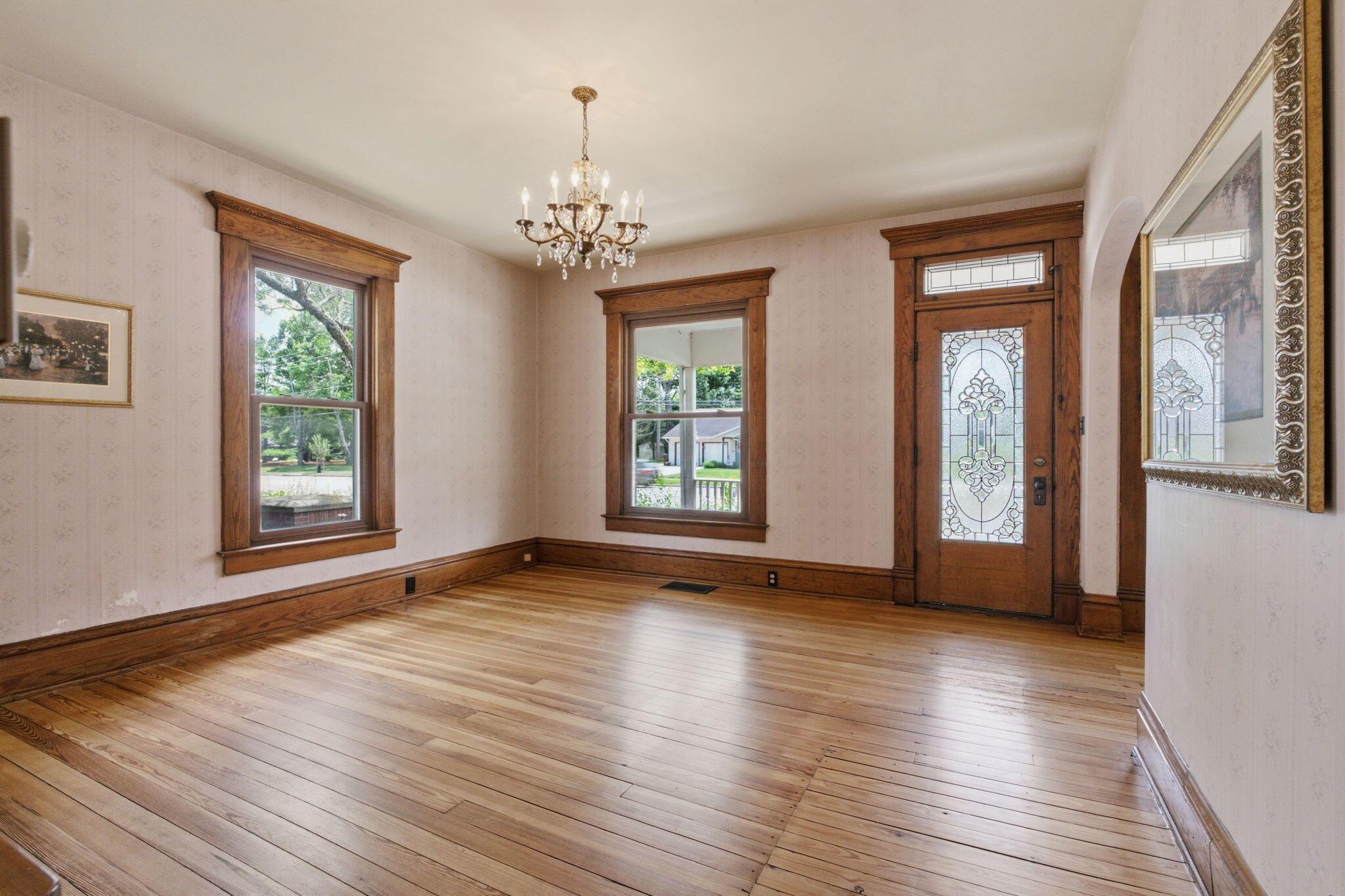 484 County Line Road Westerville, OH 43082 - Photo 19 of 72