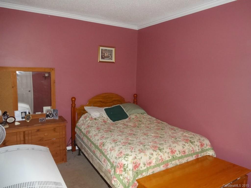 250 Redmon Road Harmony, NC 28634 - Photo 14 of 20 Gallery Image 14