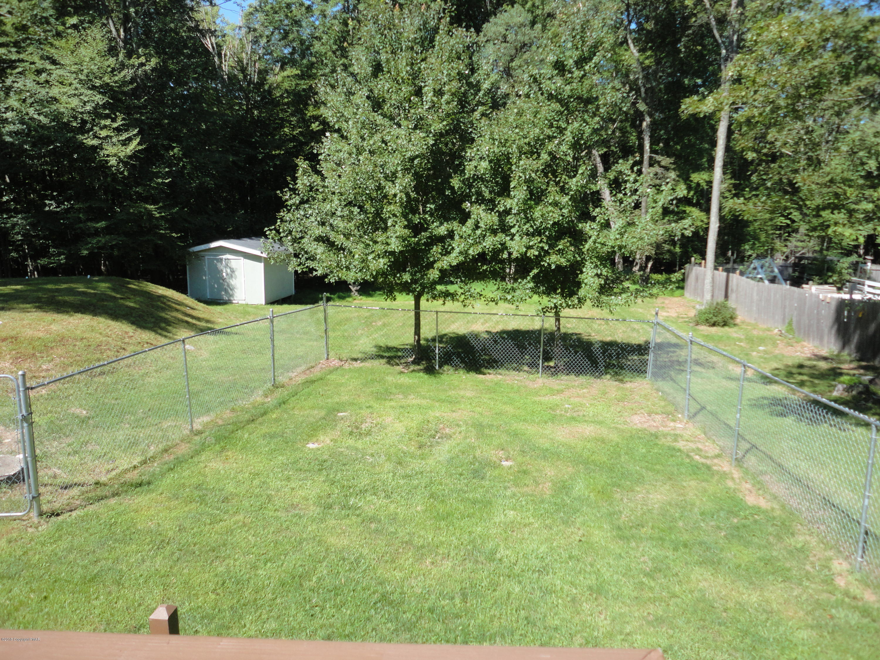 128 Gap View Circle Bushkill, PA 18324 - Photo 31 of 39 Fenced area