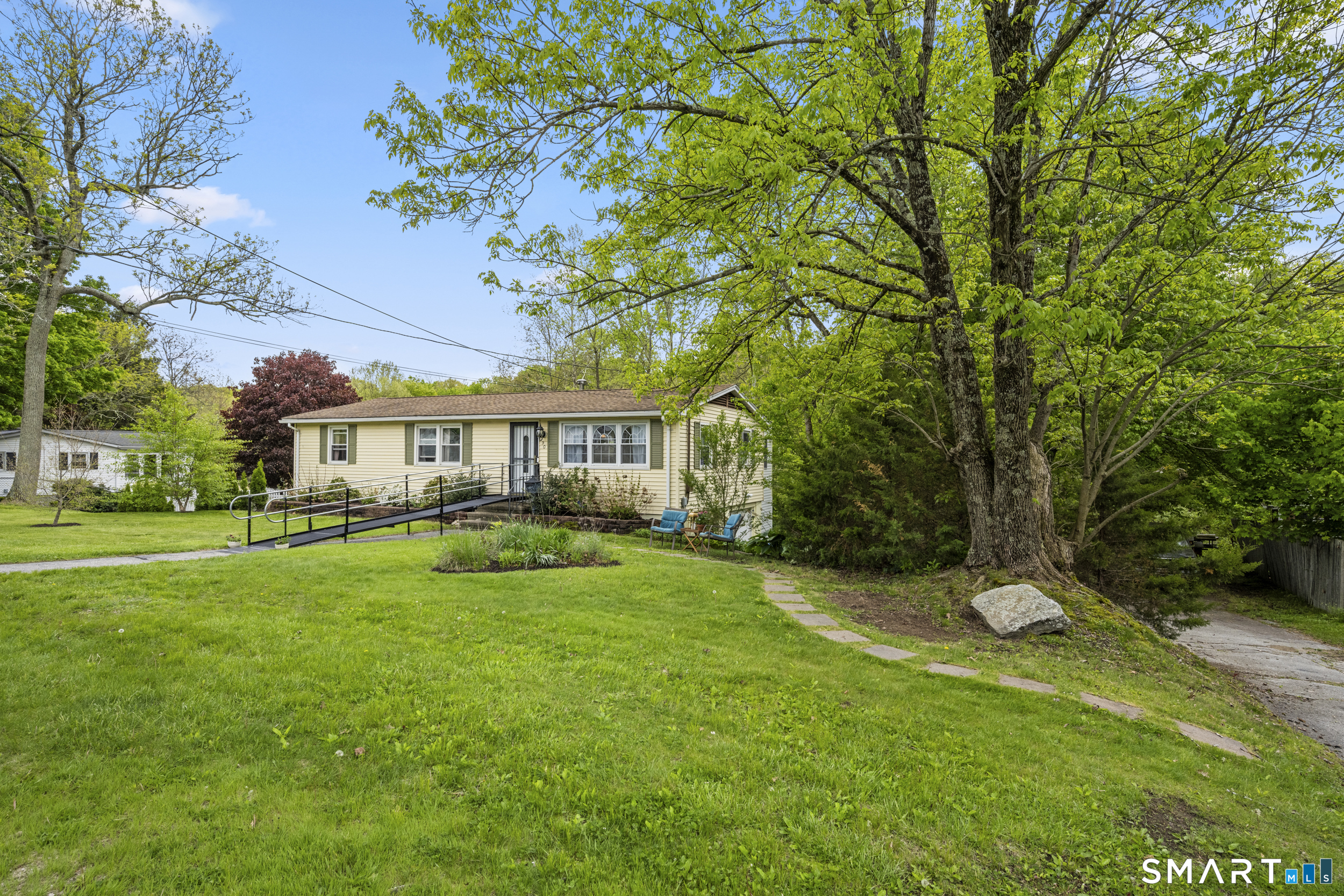 90 Sturtevant Street Norwich, CT 06360 - Photo 29 of 40