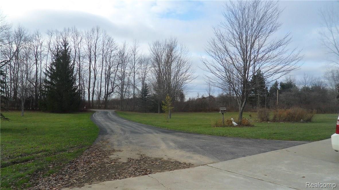 5462 Gleason Road Emmett, MI 48022 - Photo 36 of 37 SAM_3733.JPG