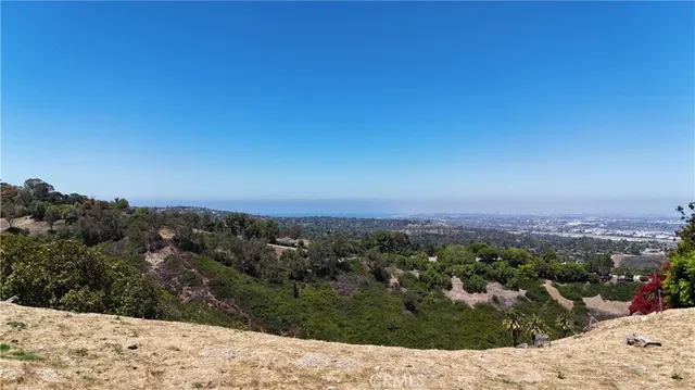 $950,000 | 14 Bronco Drive, Rancho Palos Verdes, CA 90275