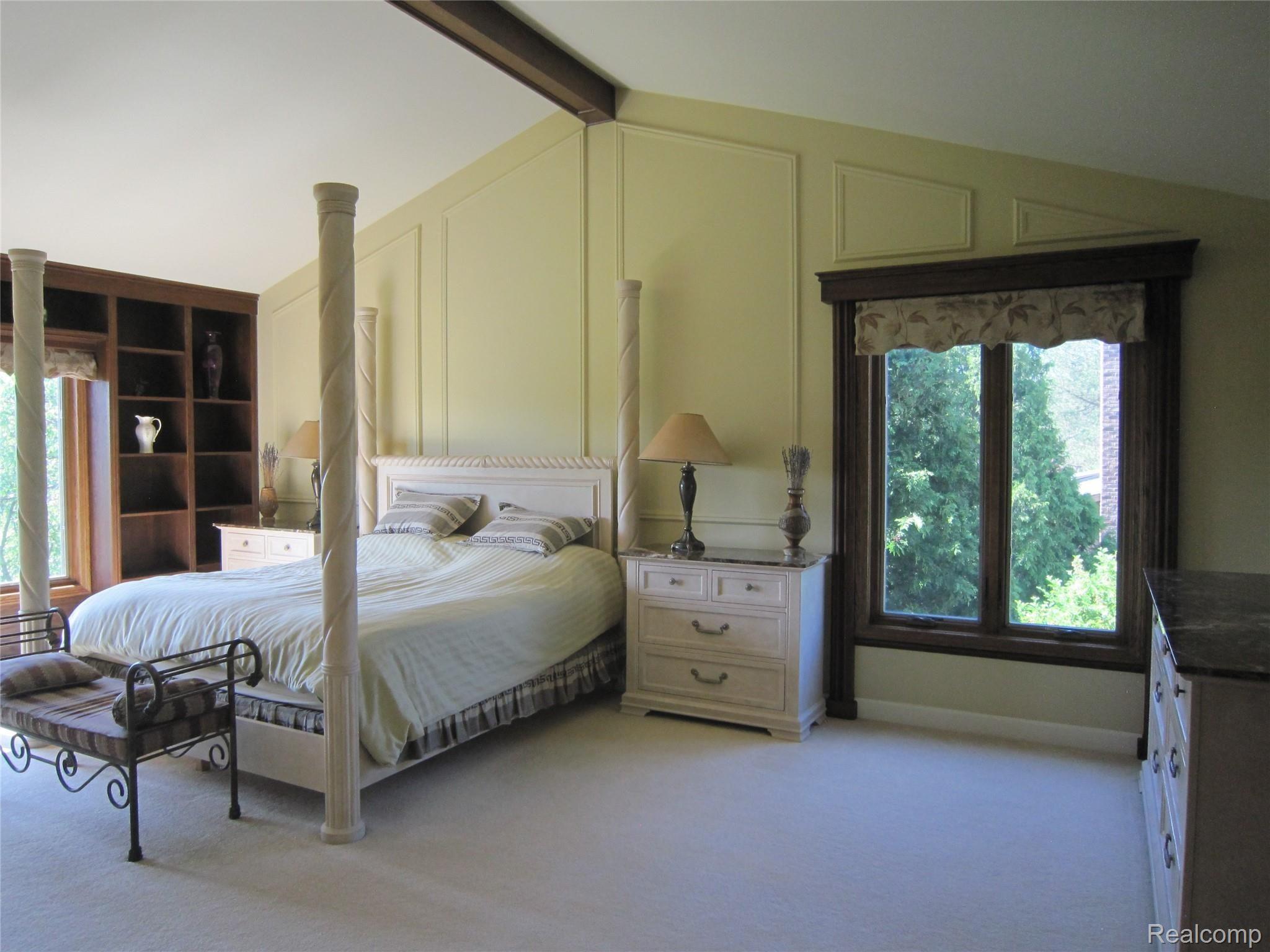 4576 Rivers Edge Drive Troy, MI 48098 - Photo 37 of 77 IMG_6638.JPG