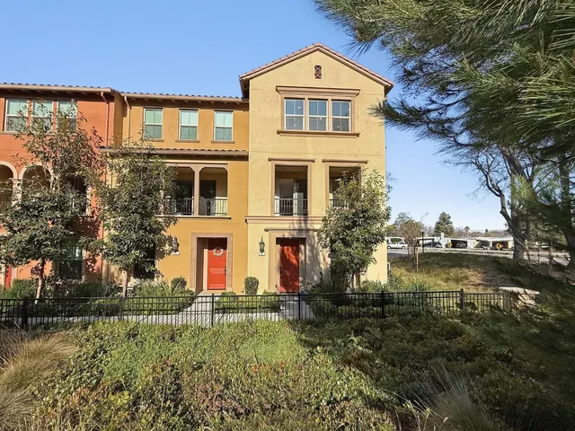 $1,975,000 | 1070 Darwin Terrace, Unit 4, Sunnyvale, CA 94085