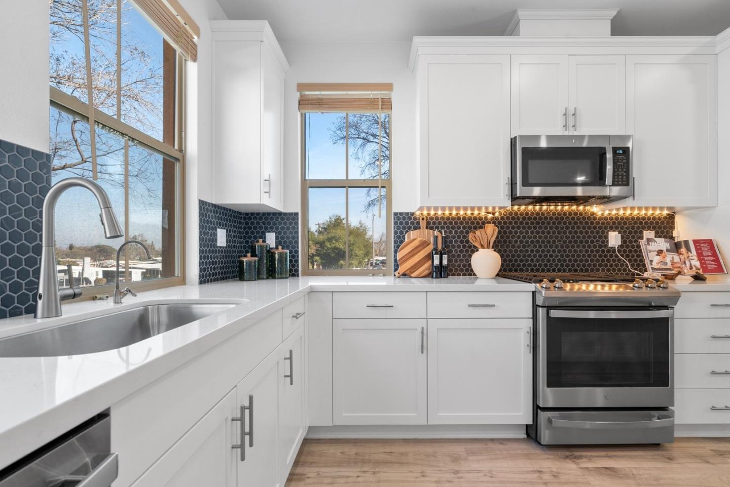 1070 Darwin Terrace, Unit 4 Sunnyvale, CA 94085 - Photo 21 of 52