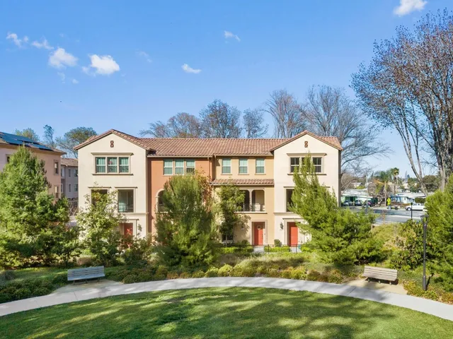 $1,975,000 | 1070 Darwin Terrace, Unit 4, Sunnyvale, CA 94085