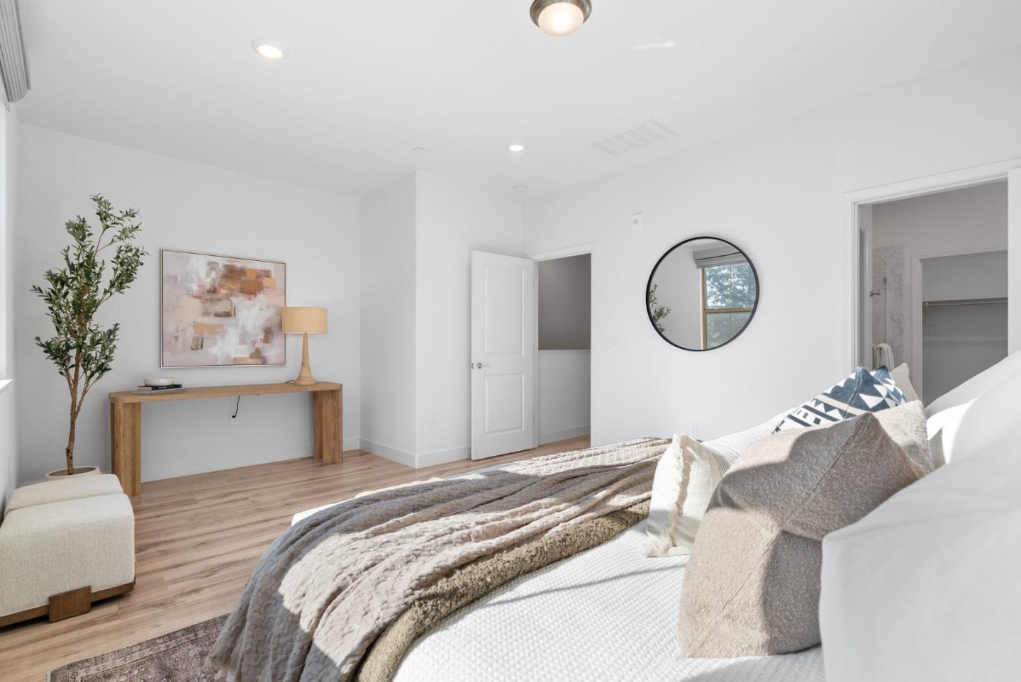 1070 Darwin Terrace, Unit 4 Sunnyvale, CA 94085 - Photo 33 of 52