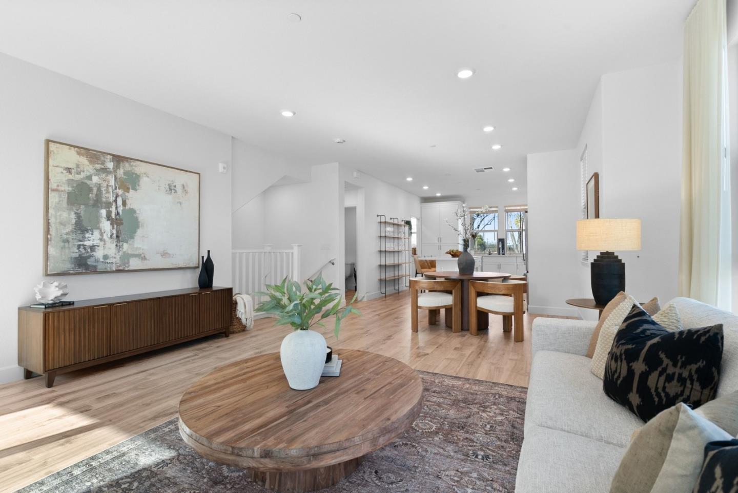 1070 Darwin Terrace, Unit 4 Sunnyvale, CA 94085 - Photo 7 of 52