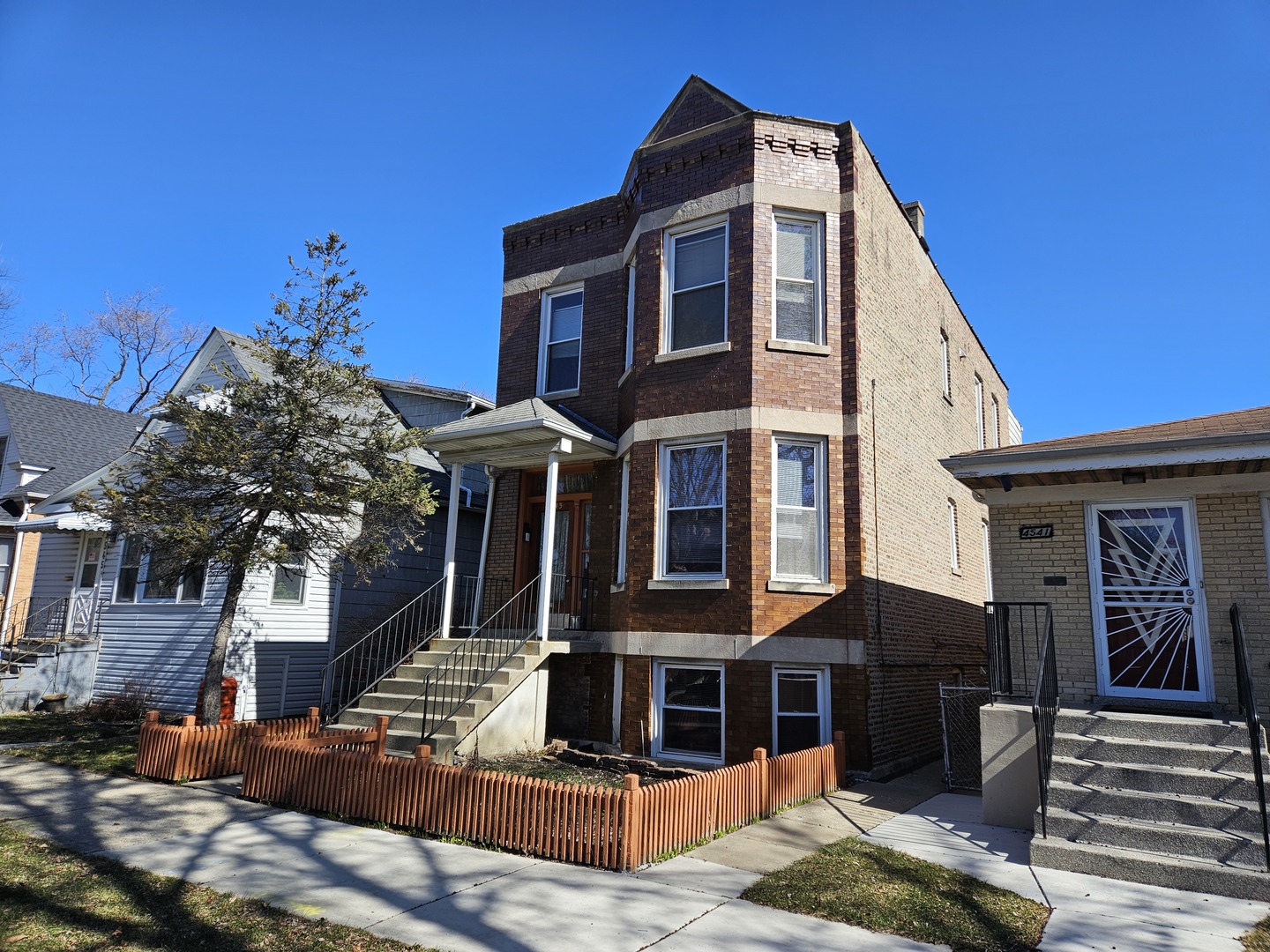 4543 North Keystone Avenue, Unit 2 Chicago, IL 60630 - Photo 10 of 10