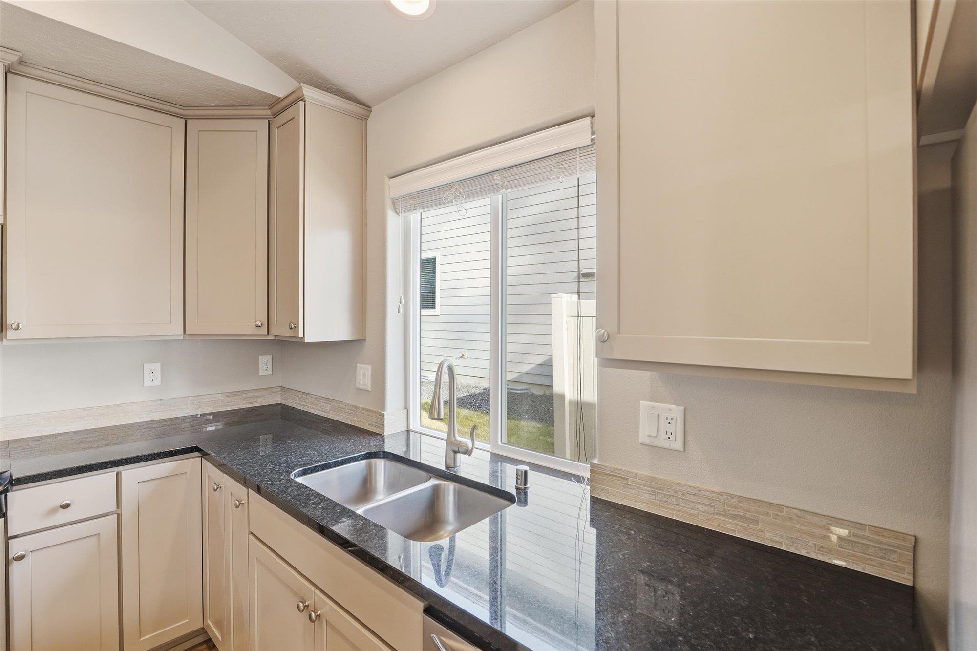 7139 Forest Ridge Drive Spokane, WA 99224 - Photo 16 of 43