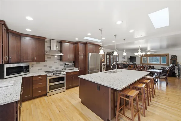 $549,900 | 795 South Main Street, Saukville, WI 53080