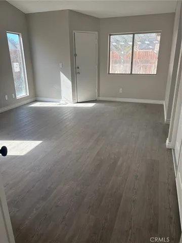 $3,000 | 37543 Royal Court, Palmdale, CA 93552