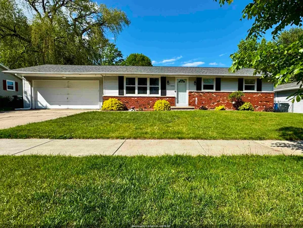 $365,000 | 1404 Ponderosa Avenue, Green Bay, WI 54313