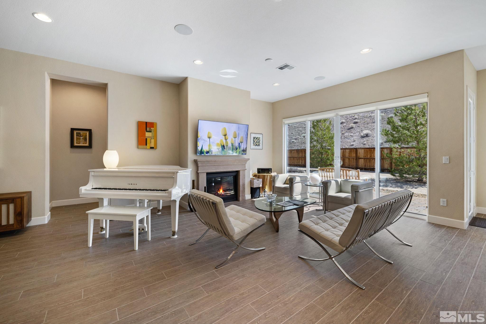 3335 Show Jumper Lane Reno, NV 89521 - Photo 4 of 36 Photo 4