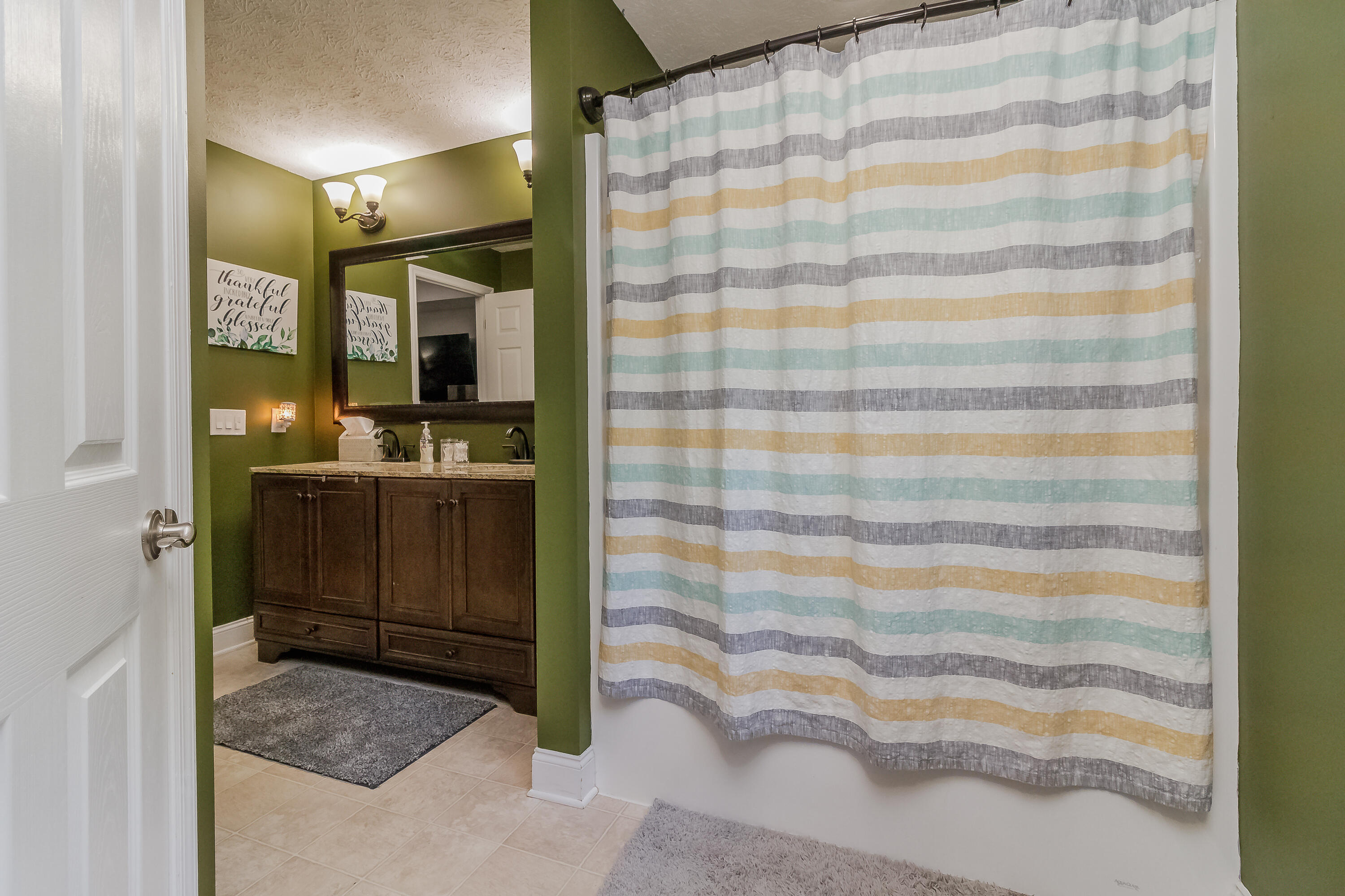 245 Pine Ridge Extension Ringgold, GA 30736 - Photo 18 of 48 Master Bathroom