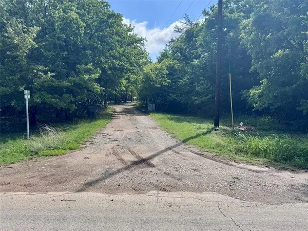 $230,000 | 252 Nocona Drive, Nocona, TX 76255