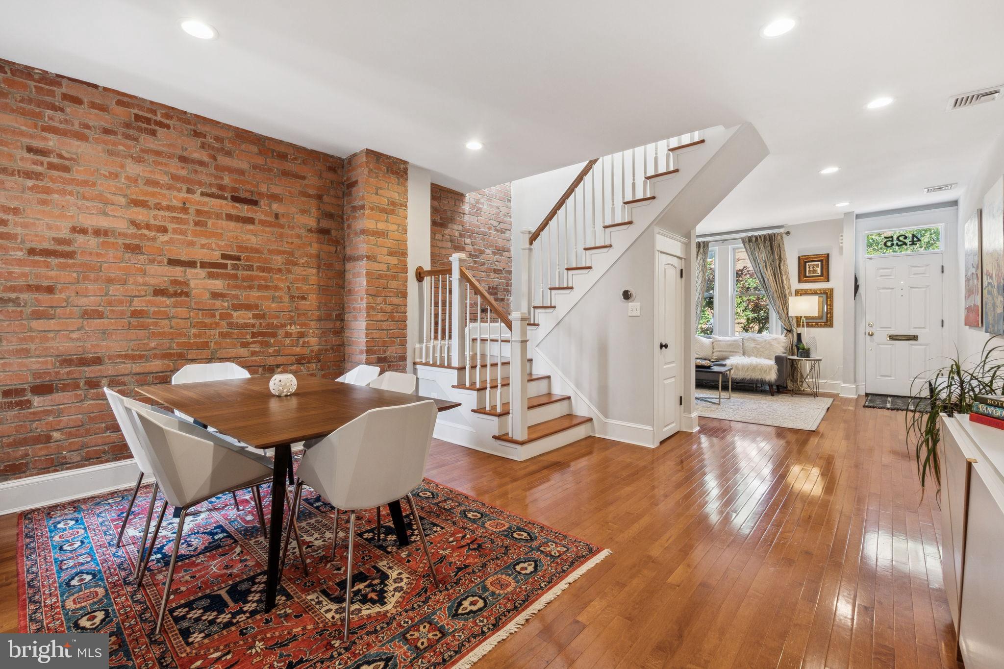 425 16th Street Southeast Washington, DC 20003 - Photo 1 of 58 Welcome to 425 16th SE!