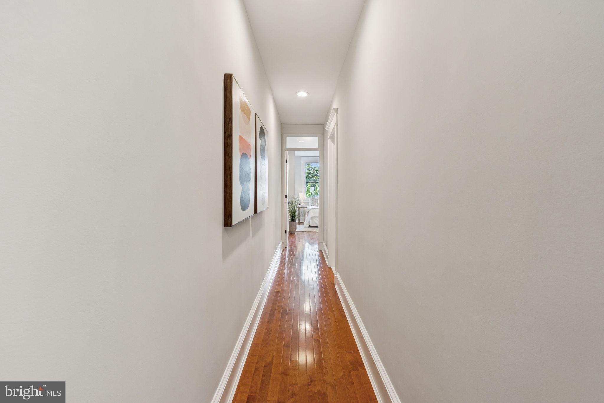425 16th Street Southeast Washington, DC 20003 - Photo 35 of 58 Hallway looking from front to back