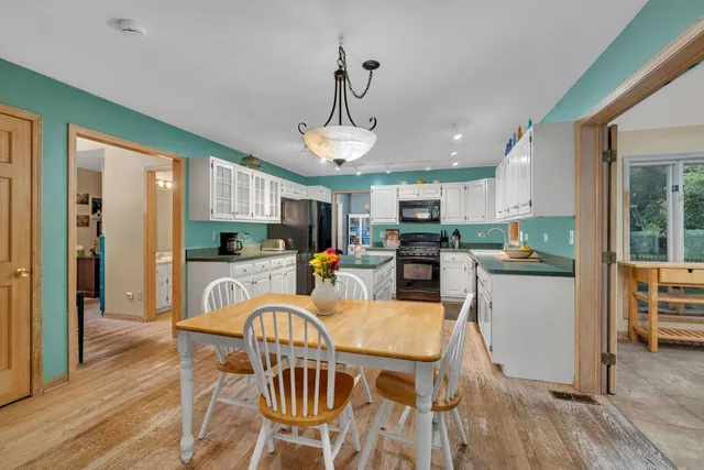 $369,900 | 1206 Pleasant Knoll Drive, Joliet, IL 60435