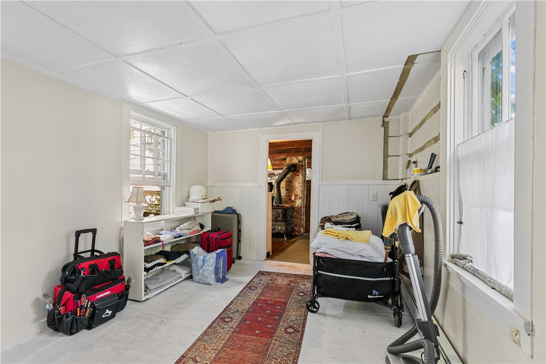 20 Anthony Street Newport, RI 02840 - Photo 19 of 49