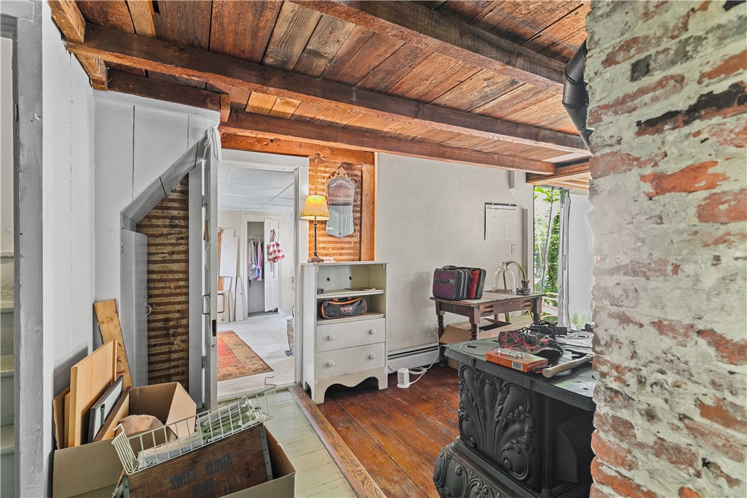 20 Anthony Street Newport, RI 02840 - Photo 10 of 49