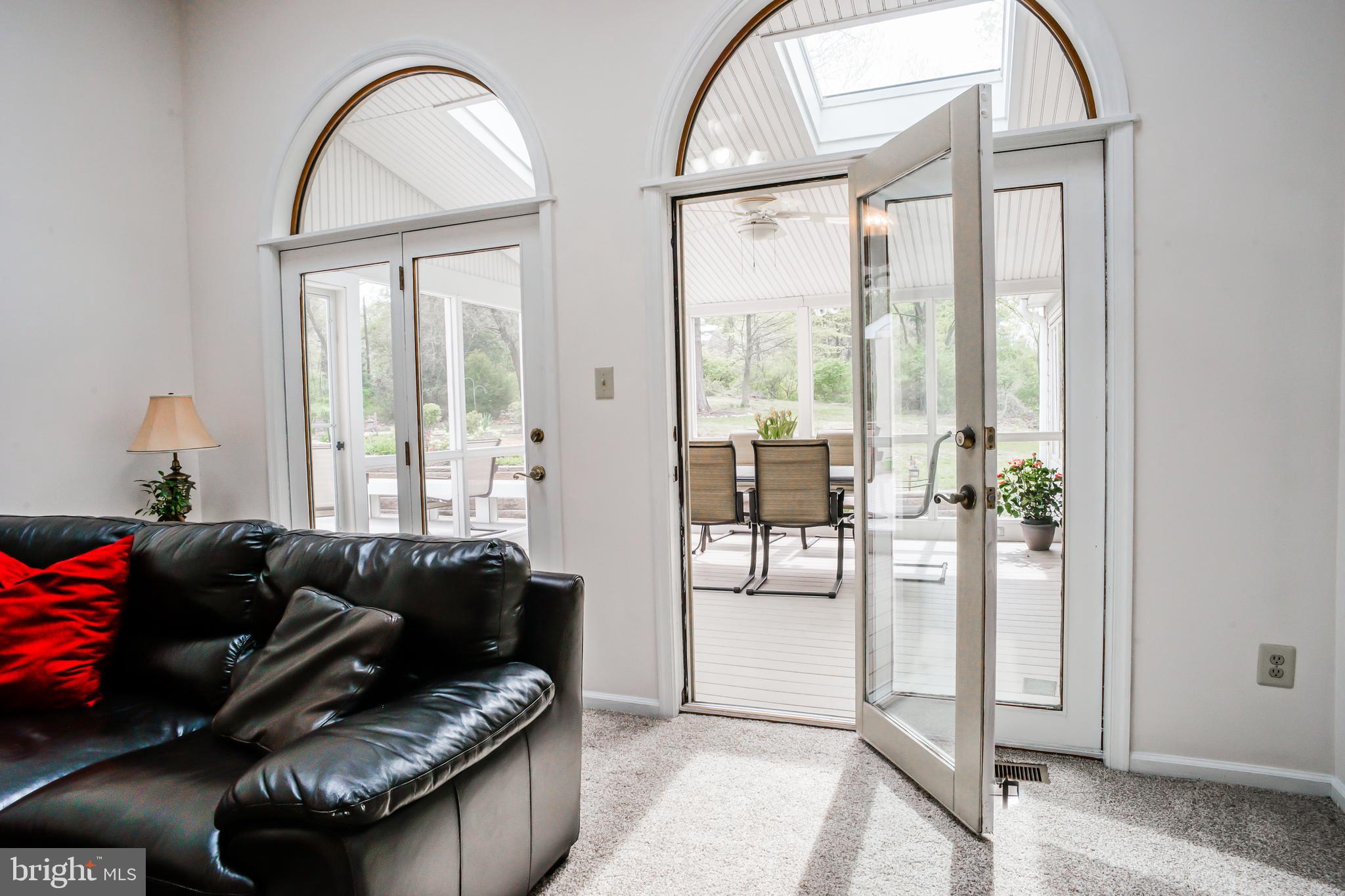 4 Beechwood Circle Chadds Ford, PA 19317 - Photo 107 of 129 Entry to the screen porch from family room