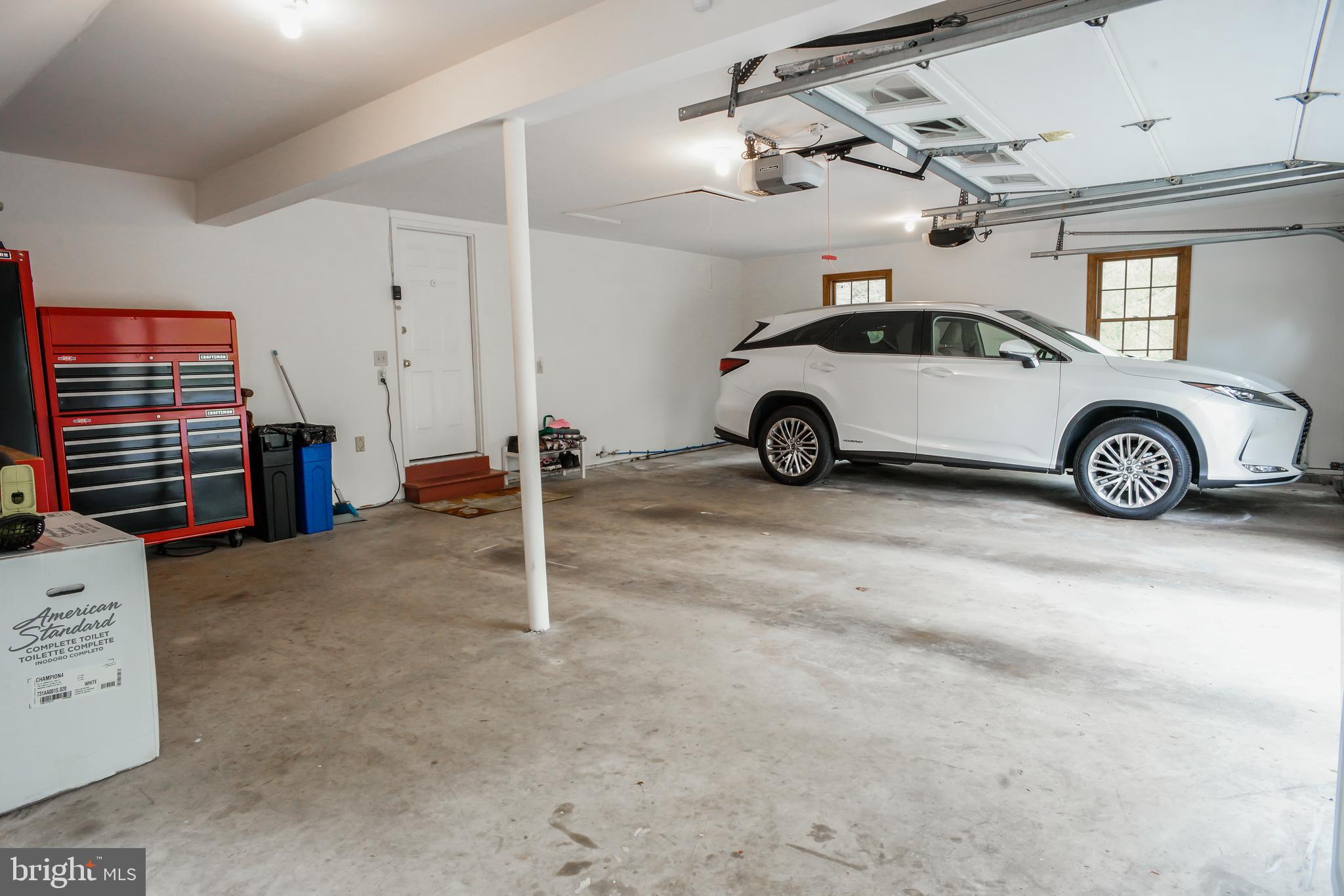 4 Beechwood Circle Chadds Ford, PA 19317 - Photo 122 of 129 2 car garage