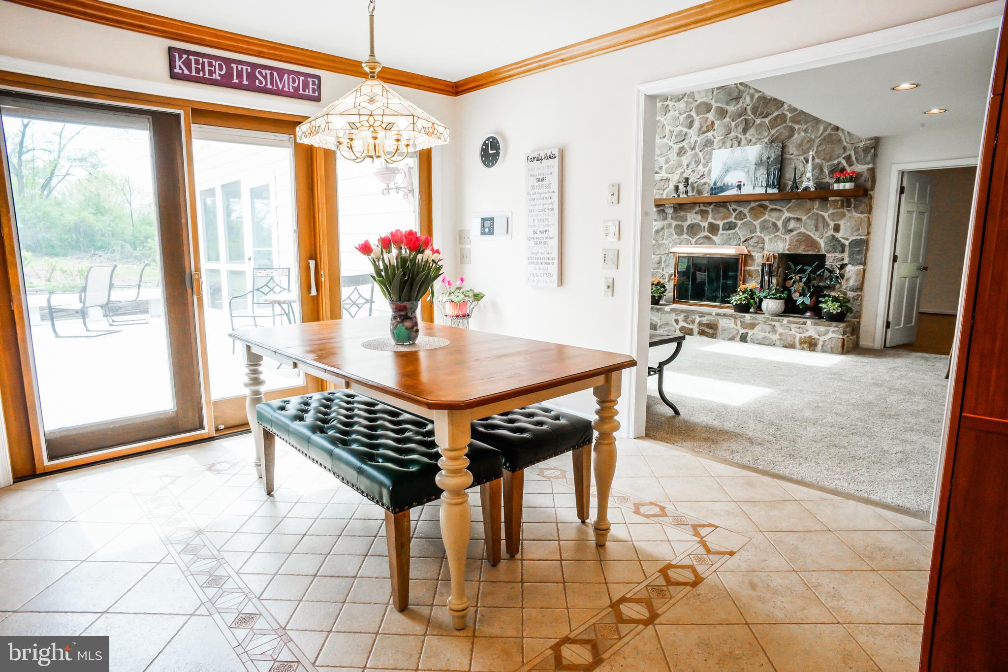 4 Beechwood Circle Chadds Ford, PA 19317 - Photo 25 of 129 Eat-in kitchen area