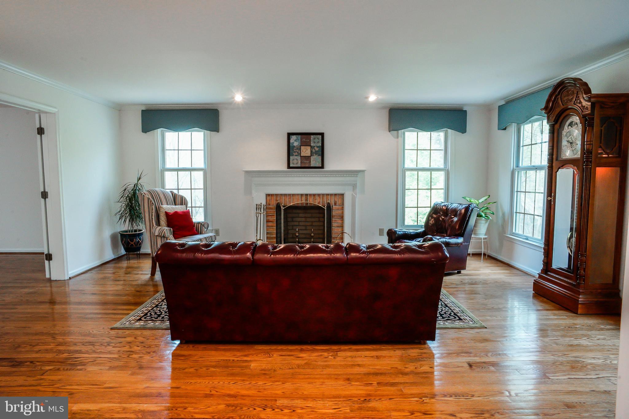 4 Beechwood Circle Chadds Ford, PA 19317 - Photo 6 of 129 Formal living room